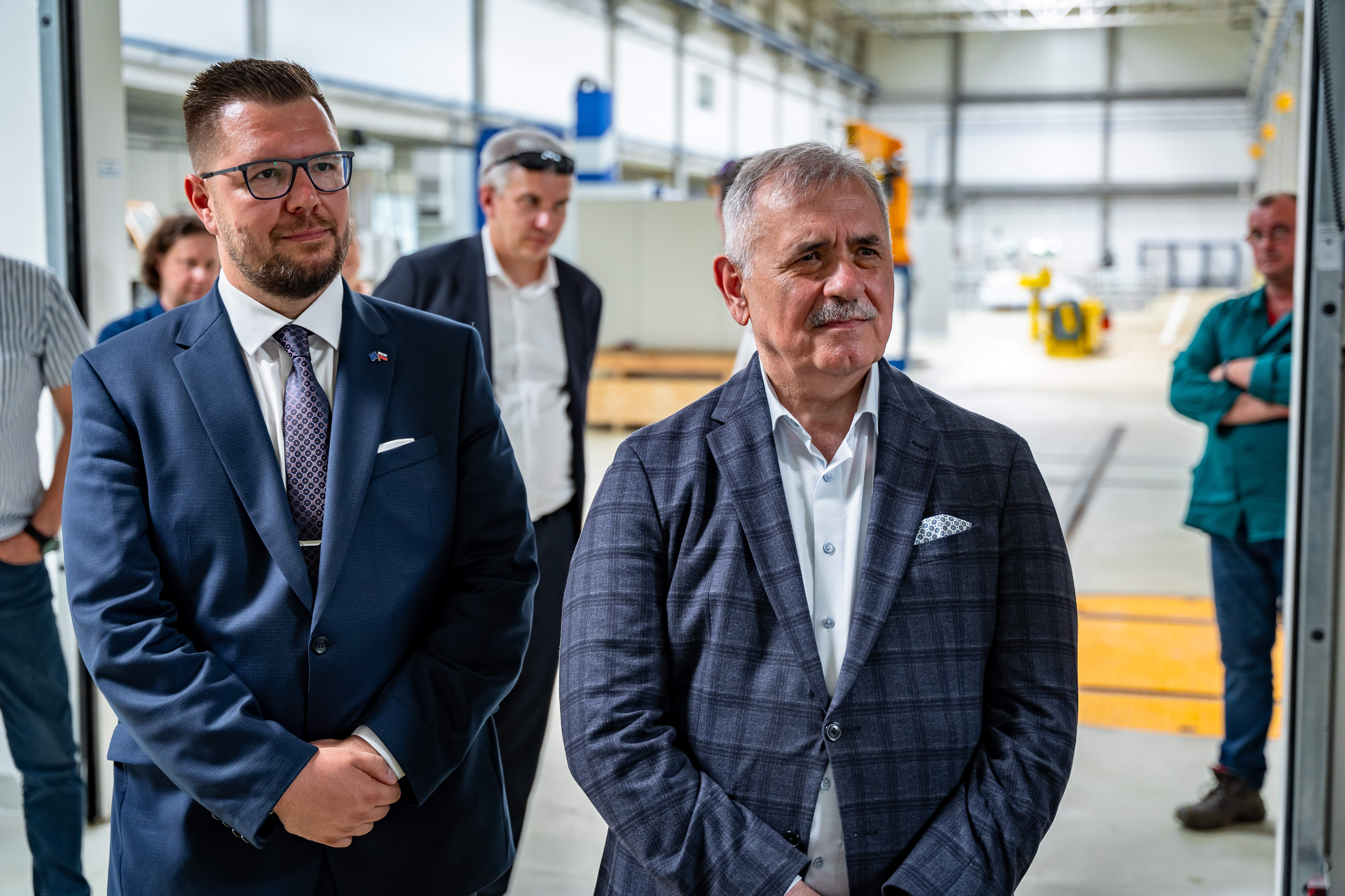 Tlacovy brifing - Modernizacia elektrickovych trati MET 2-54